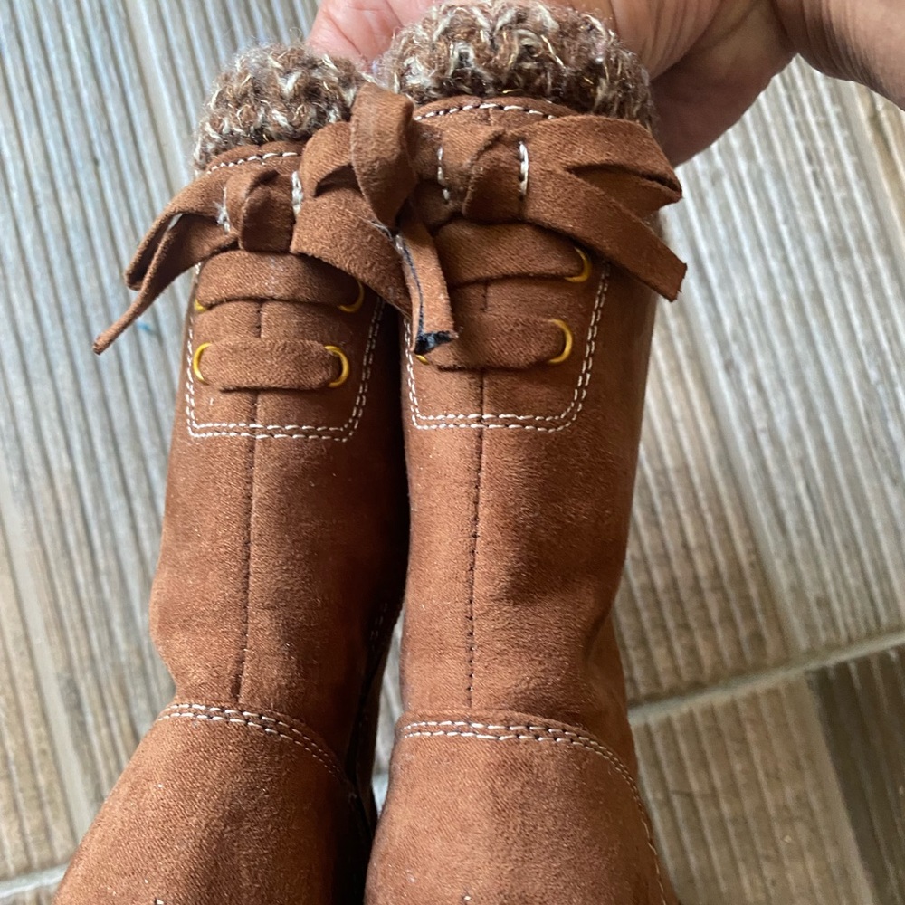 🎁Olive and Edie Boots - Picture 3 of 6